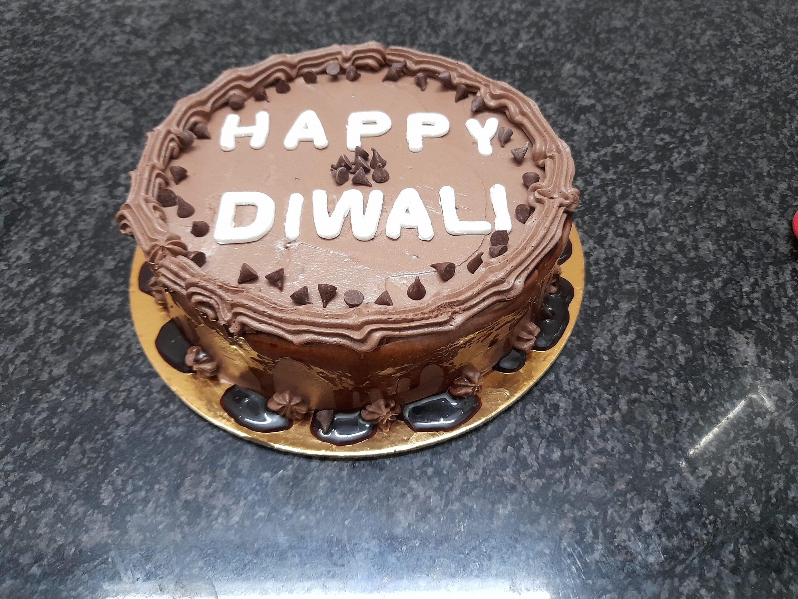 Bigwishbox Special Diwali Chocolate Cake 500 Gram for Friends, Family,  Relatives, Colleagues, Corporate Client | Next Day Delivery : Amazon.in:  Grocery & Gourmet Foods